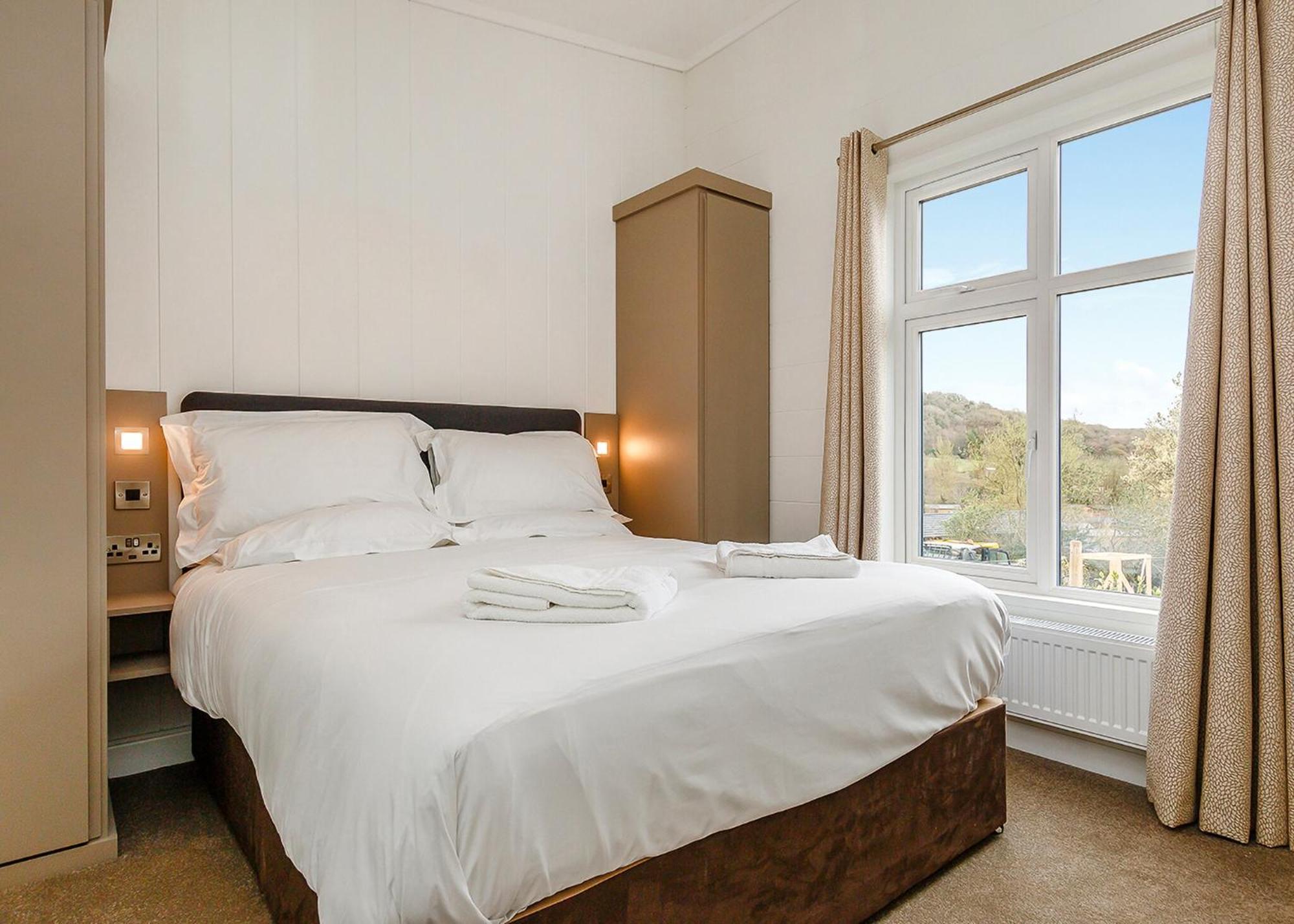 Cheddar Woods Resort And Spa ภายนอก รูปภาพ